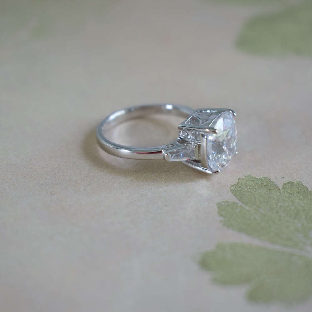 925 SS & Cubic Zirconia Size 7 - Picture 5 of 12